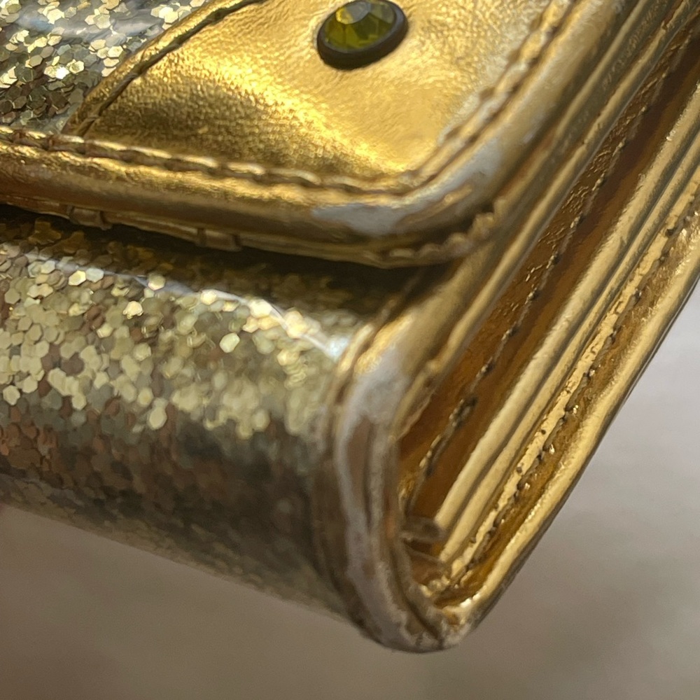 Gold Hello Kitty “May Luck Come to You” Wallet - Picture 9 of 14